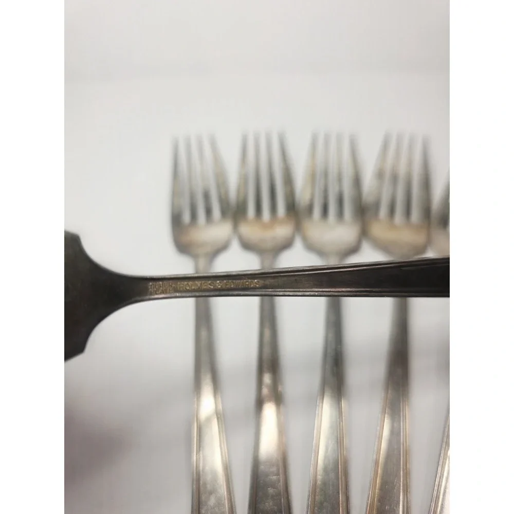 1923 Century Silver plate International Silver Holmes &‎ Edwards 6 Salad Forks